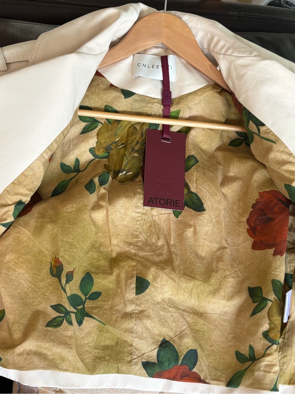NWT CNLEEWEI CROPPED TRENCH COAT. - Picture 5 of 11